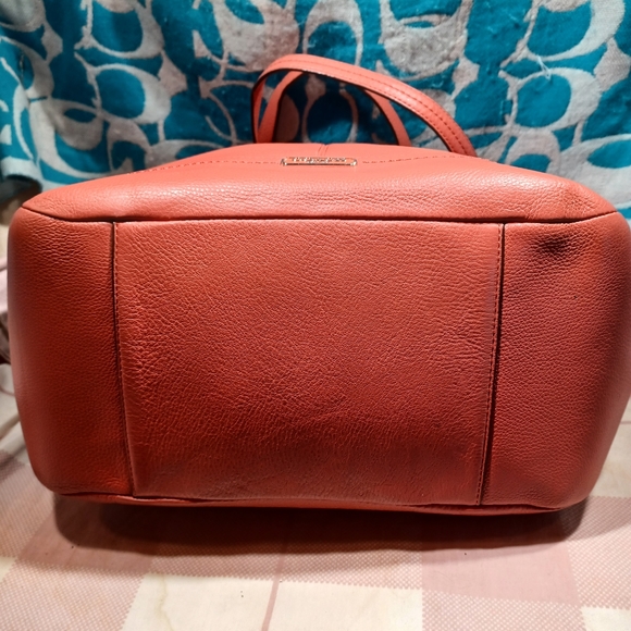 Coach carrie - Picture 3 of 9